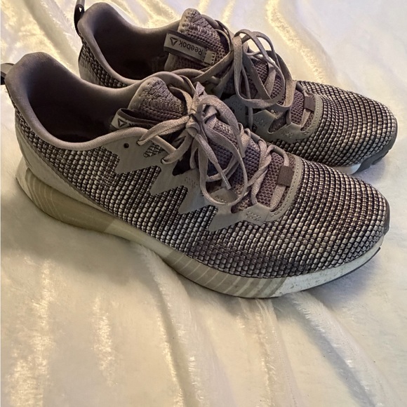 Reebok Charcoal and White Training Shoes - Picture 6 of 12